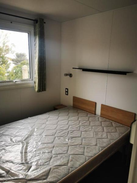Mobil home neuf camping l ile dor plage st raphael avec piscine