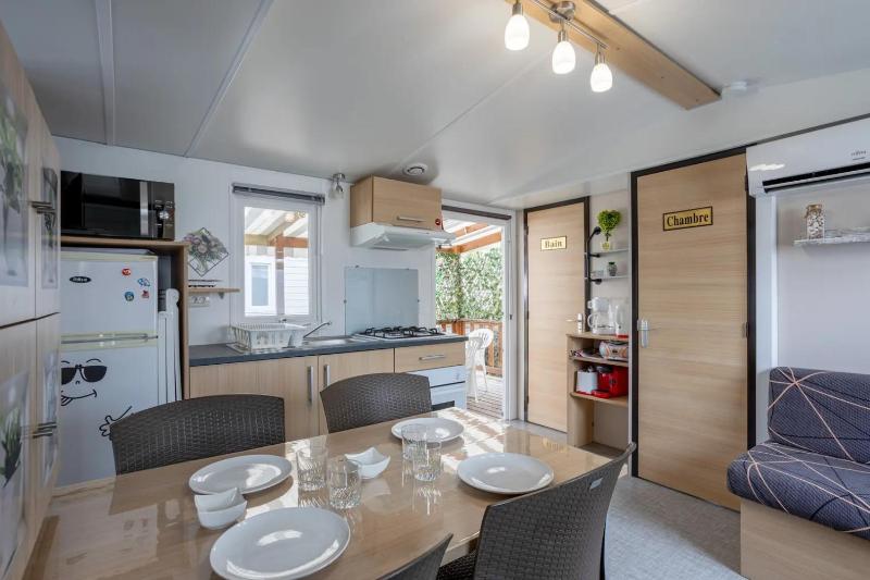 Mobil home proche du paradis des plages