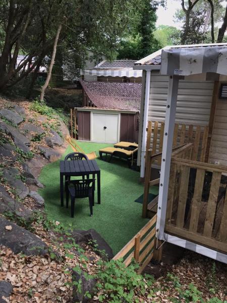 Mobil home tout confort 3 chambres camping Les Pierres Couchées