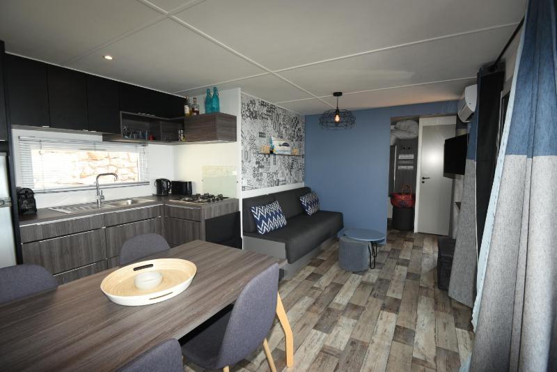 Mobil Home Vue sur Mer - Racine 03
