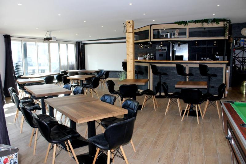 Mobil Home XXL 4 chambres - Camping du Quinquis