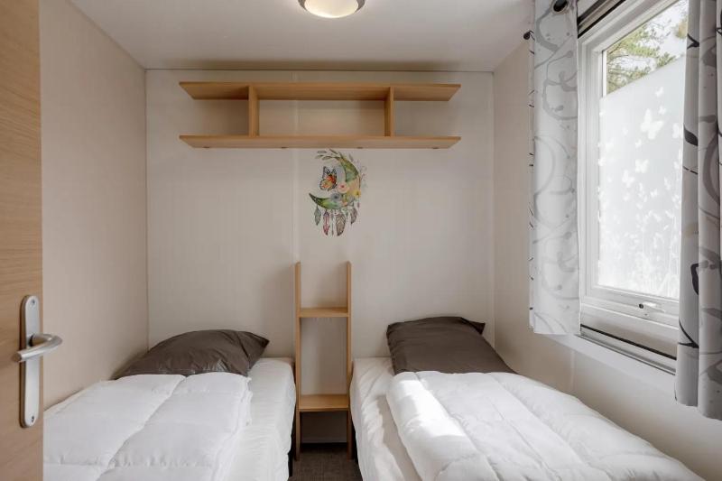Mobil-homes proche de l'océan