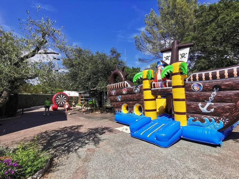 Mobile home 5-pers Camping Leï Suves-Côtes d'Azur-including airco