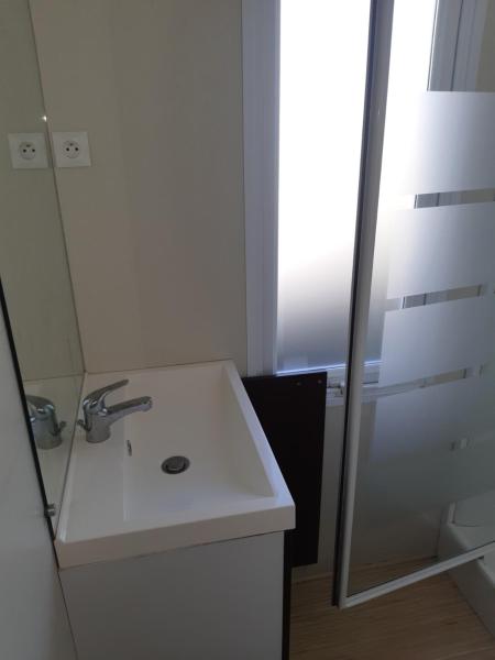 Mobile home S004