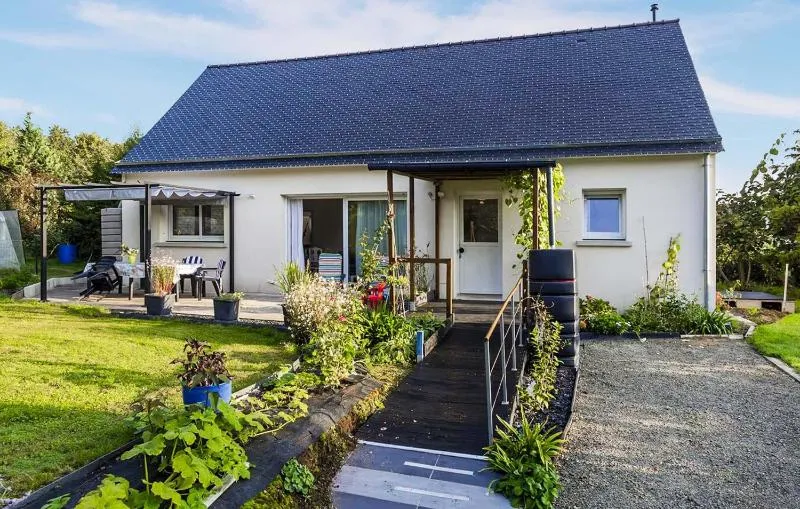 2 Bedroom Cozy Home In Saint-Yvi
