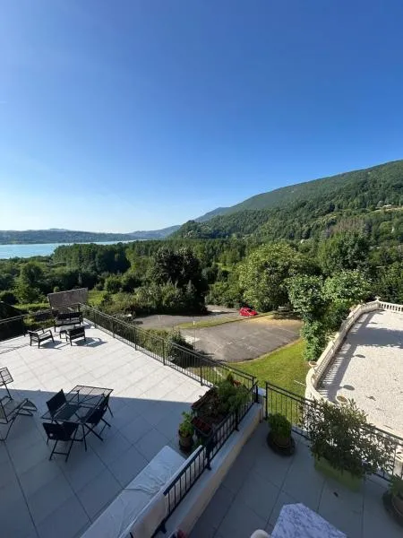 Charmant studio pour 2 personnes au Lac d'Aiguebelette