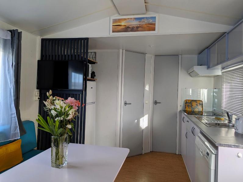 Mobilhome avec piscine- plage à 10 minutes