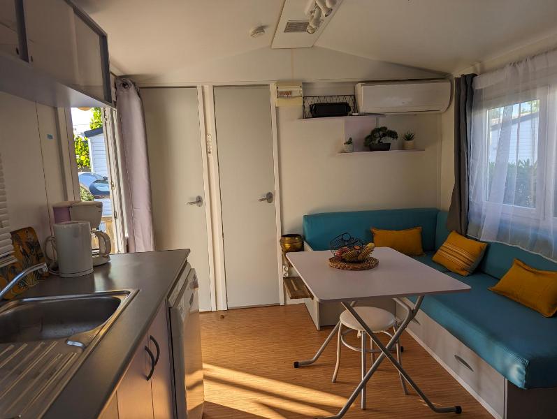 Mobilhome avec piscine- plage à 10 minutes