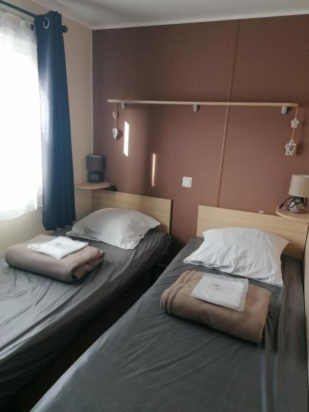 MOBILHOME COSY SPACIEUX 42m2, CLIMATISE, TV & LL, 3 chambres