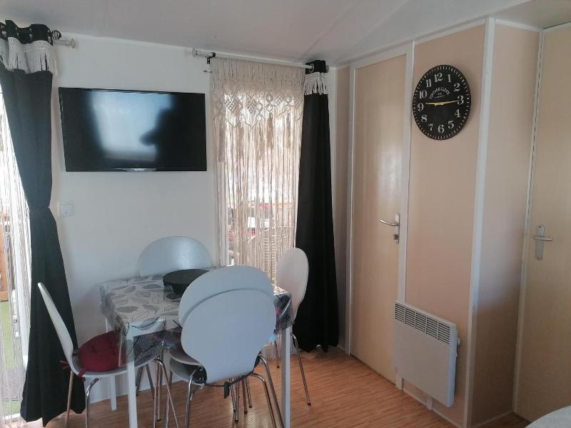 MOBILHOME COSY SPACIEUX 42m2, CLIMATISE, TV & LL, 3 chambres