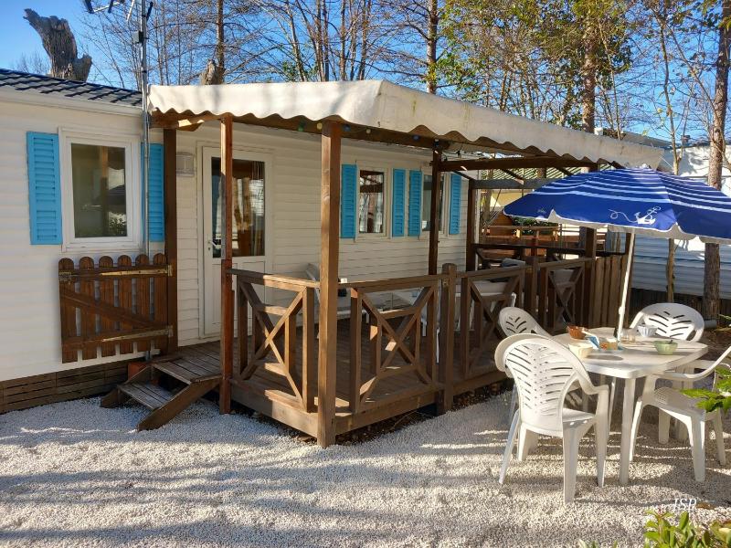 Mobilhome Les volets bleus