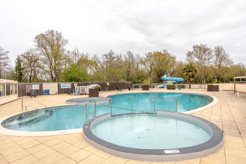 Mobilhome - piscines - terrasse