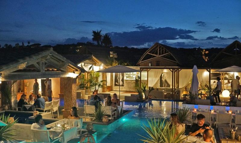 Mobilhome sur camping le kontiki **** ramatuelle