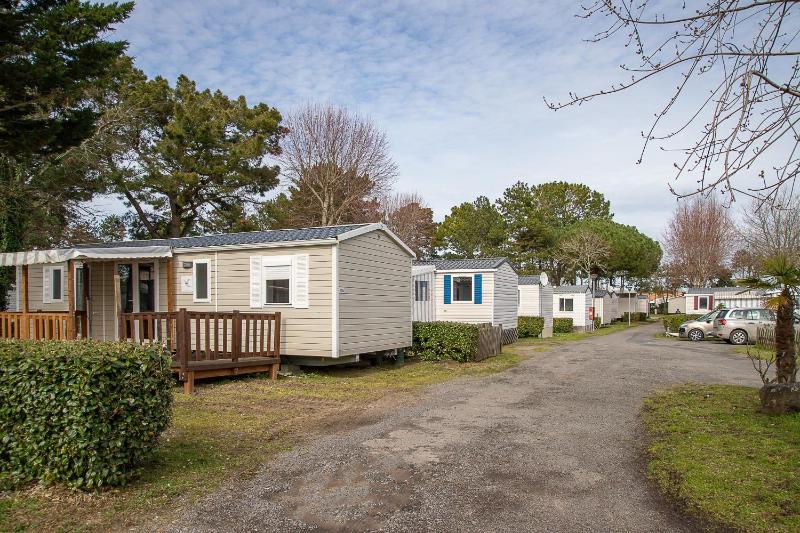 Mobilhome tout équipé bois masson