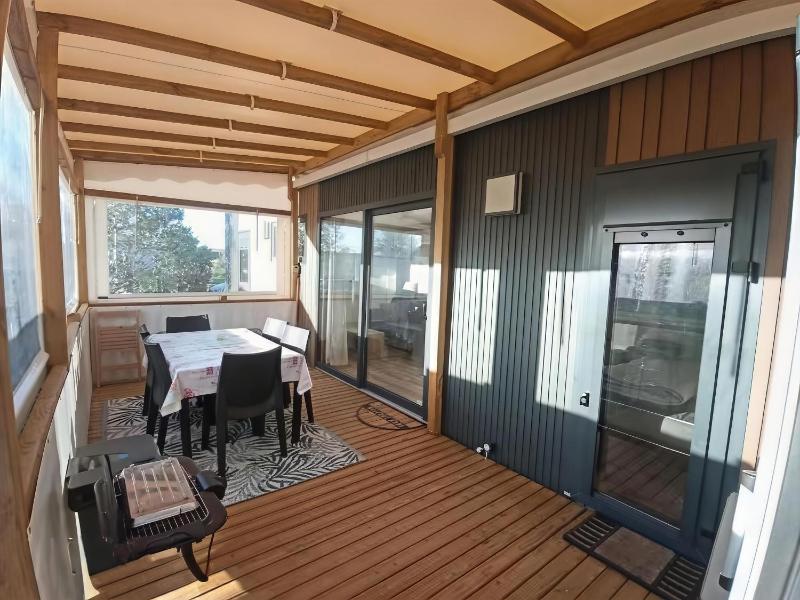 Modèle d'exception, 3 ch, 2 sdb, 43m2 - proche parc aquatique