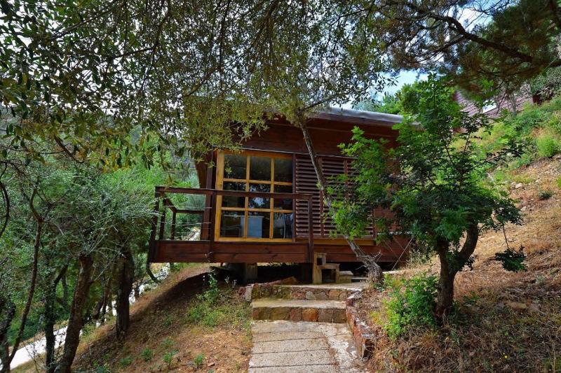 Vacances en Chalet ou Mobil-home chez Camp'in Pirellu