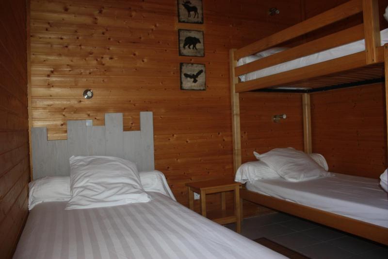 Volcans Vacances Les Chalets Du Lac