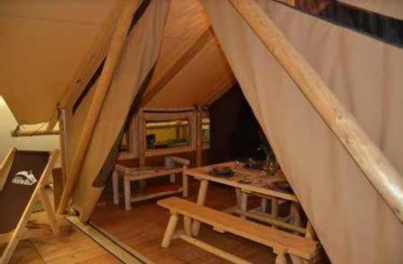 Camping 3 étoiles - Piscine - cca0ge0