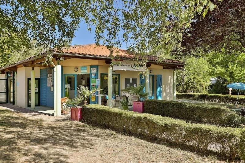 Camping 3 étoiles - Piscine - ccagia0