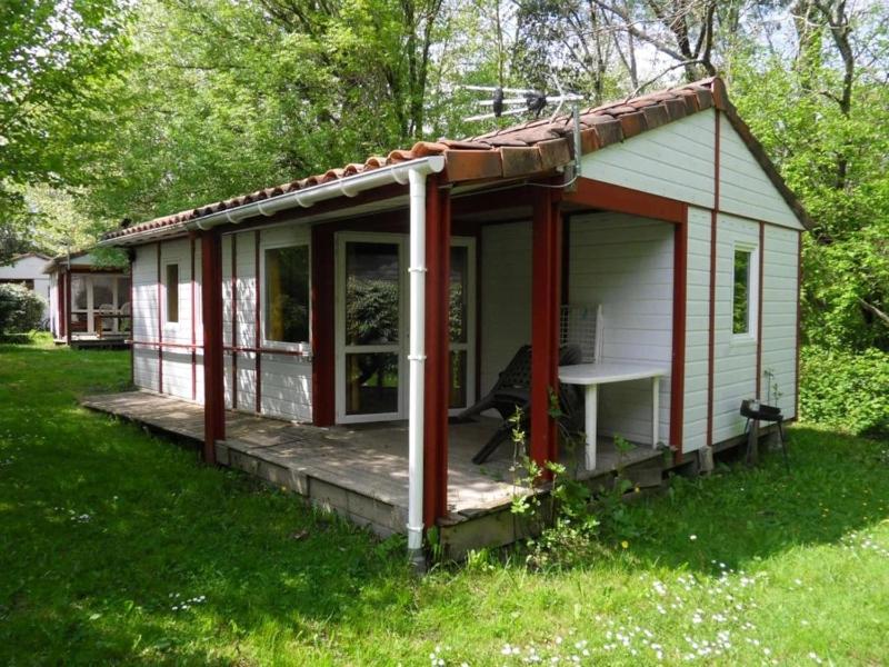Camping 3 étoiles - Piscine - eecbgf