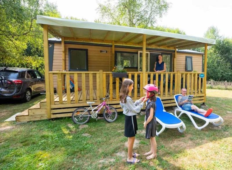 Camping 3 étoiles - Piscine - eeiifg