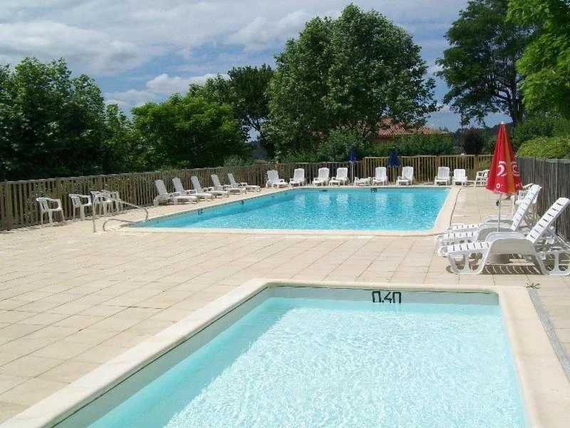 Camping 3 étoiles - Piscine - efaaea