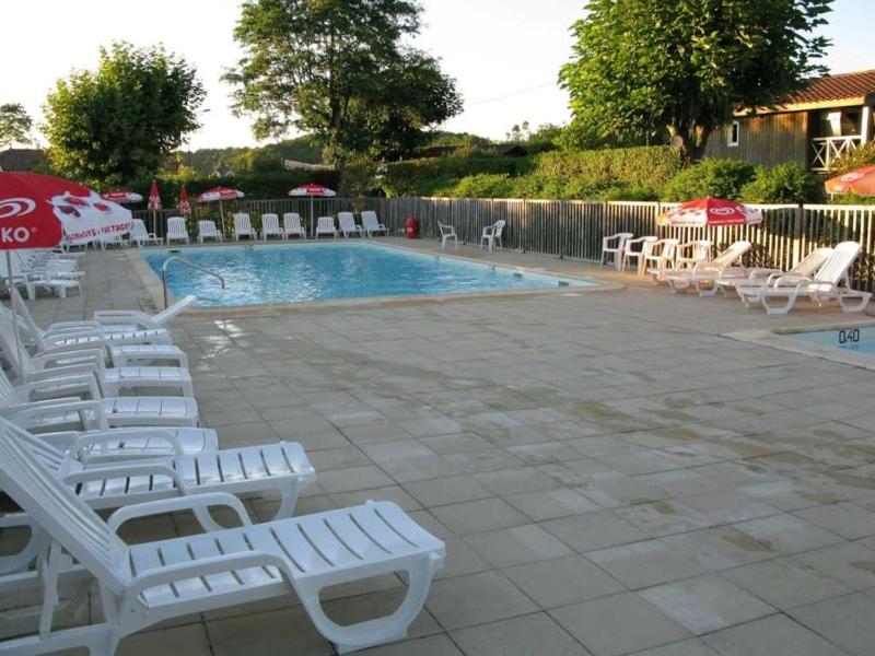 Camping 3 étoiles - Piscine - efaaea