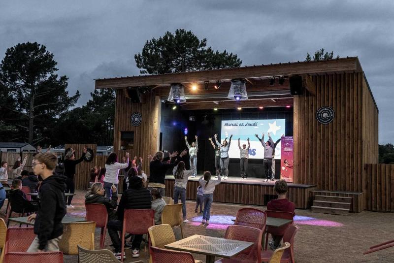 Camping 4 étoiles - Parc aquatique - eeic0i