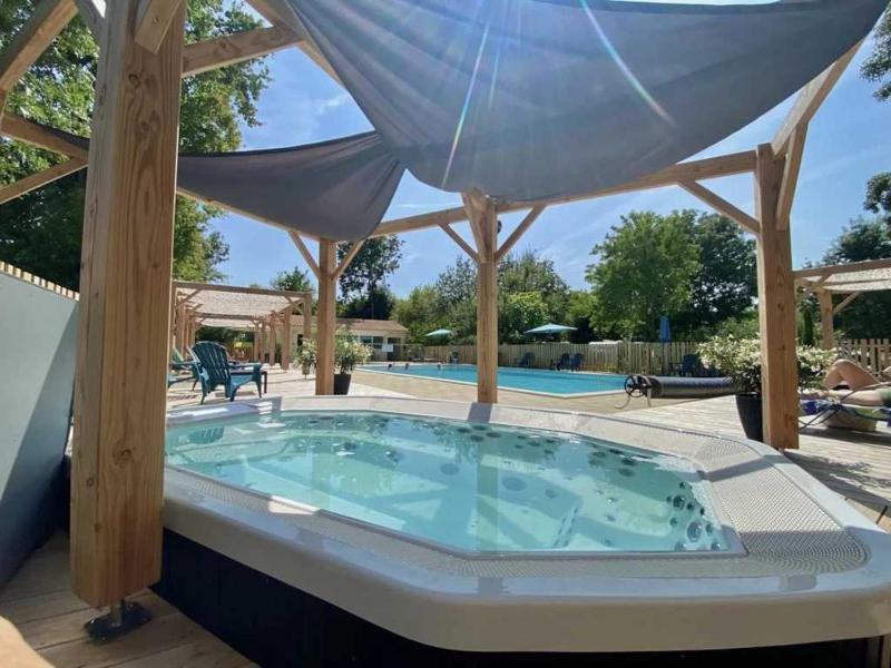 Camping 4 étoiles - Piscine - efd0if