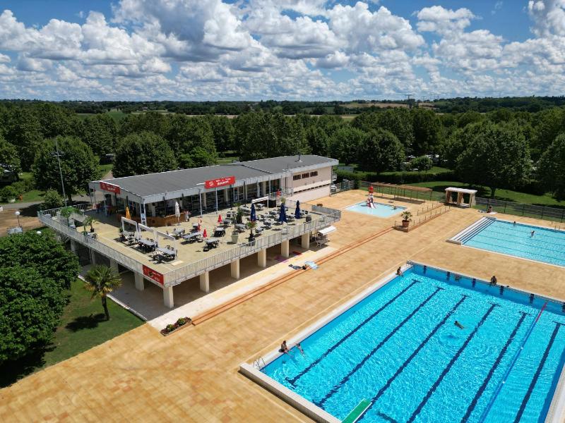 Camping De Thoissey ***