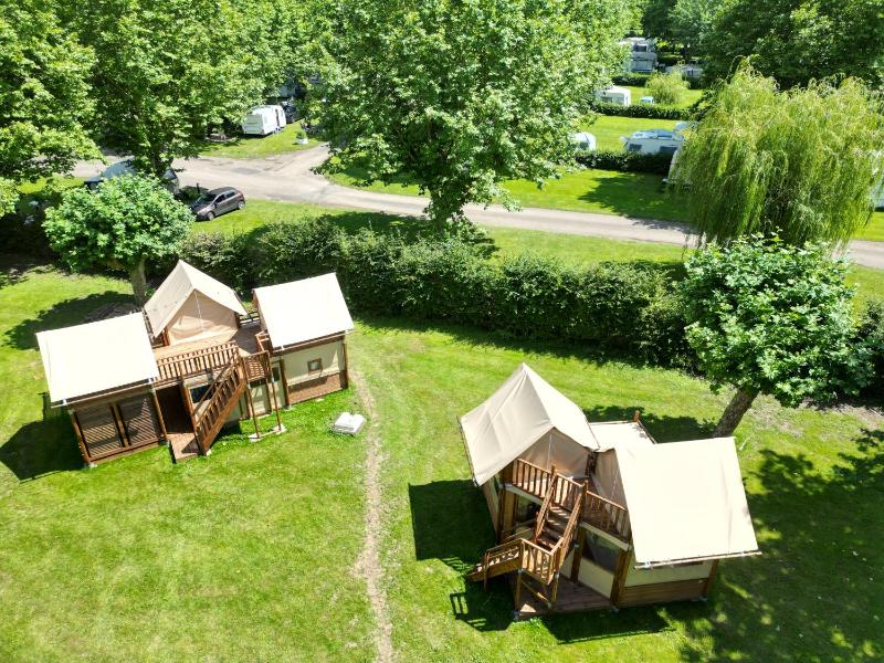 Camping De Thoissey ***
