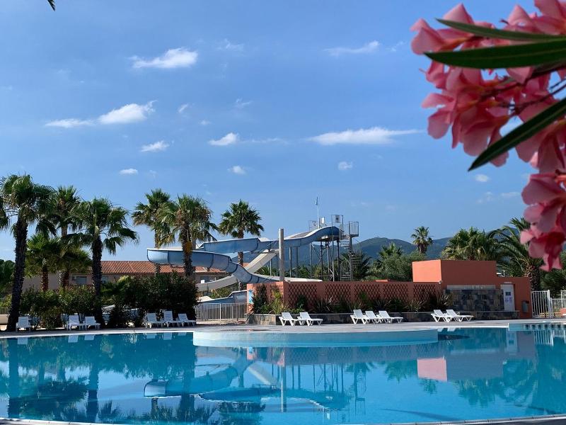 Camping Del Mar B26, Mobile Home Supérieur, 2 chambres, 4 personnes, 1 Salles de Bain, bord de mer