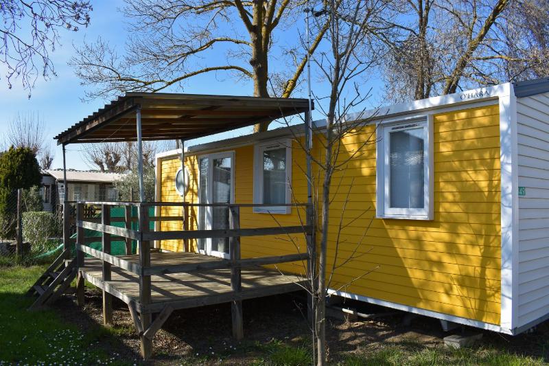CAMPING LE NAVARRE ***