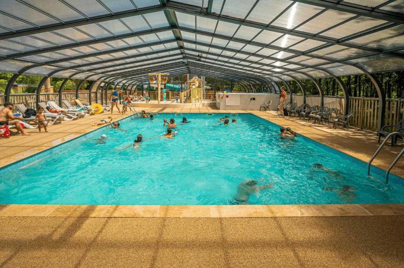 Camping - Piscine - ccaghc0