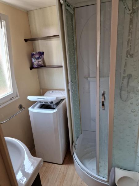 Grand Mobile home dans camping