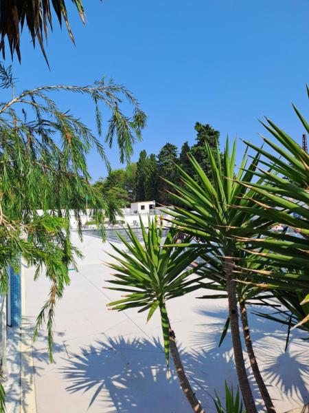 Joli Logement Climatisé 6 personnes Joli Camping à Agde