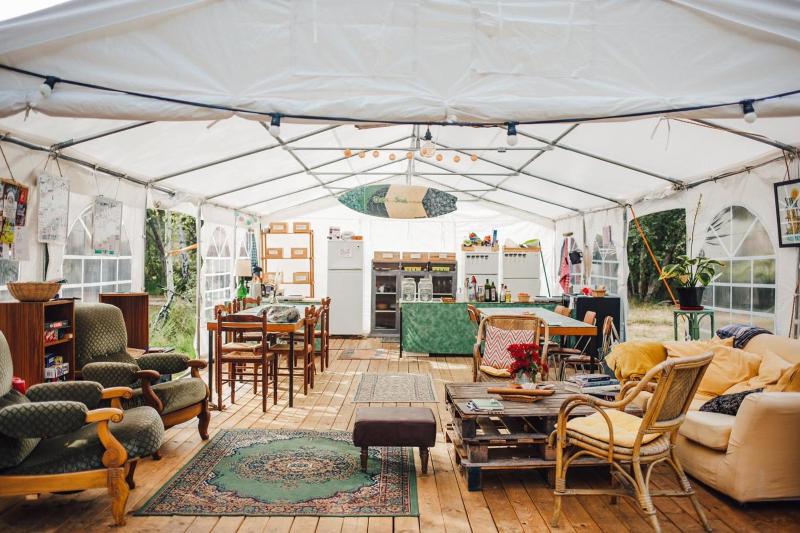 Le repère du pin sec - Glamping & Surfcamp