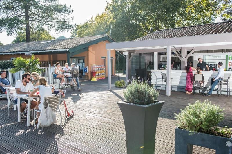 Le Ti Buch Mobilhome en Camping 4 étoiles avec Terrasse Plancha et Climatisation