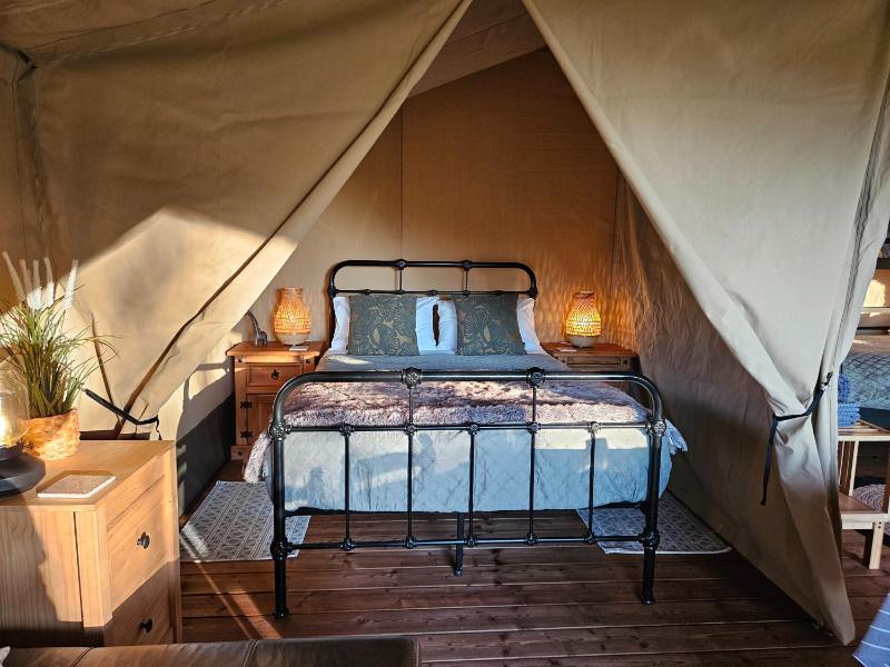 Lotus Belle Tipi at Le Ranch Camping et Glamping