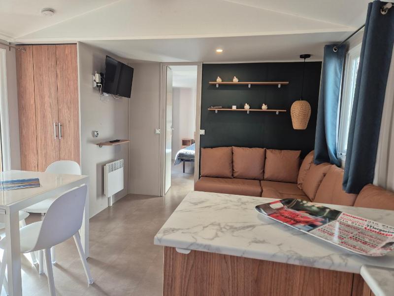 MH 201 AGREABLE et tout confort 2CH et 2sdb avec vue sur foret dans camping 4 étoiles
