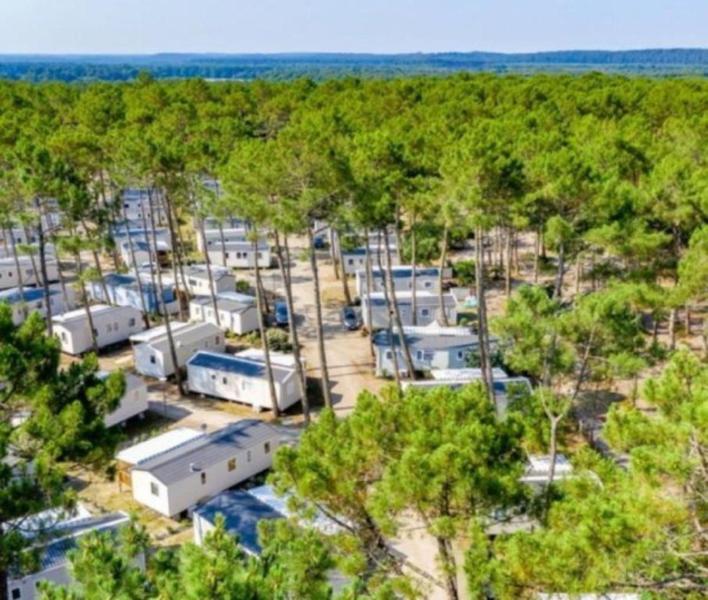 MH 467 Isalisa 3chambres et 1 salle de bain dans camping 4 étoiles avec PARC AQUATIQUE