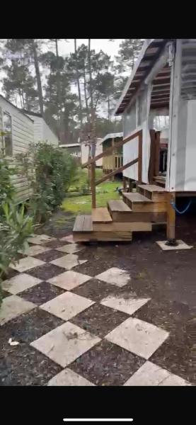 MH 477 CASITA 3 chambres 1 salle de bain dans camping 4 étoiles avec parc aquatique