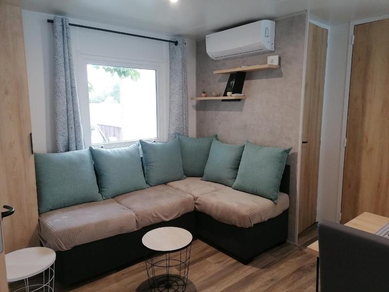 Mobil home 2 chambres camping 4 étoiles vias