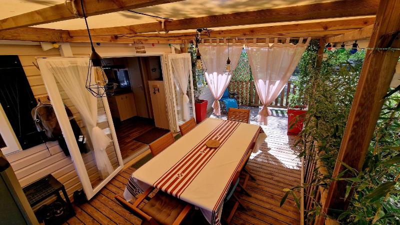 Mobil-home 3 chambres climatisé sur le domaine 4 étoiles Rivages des Landes