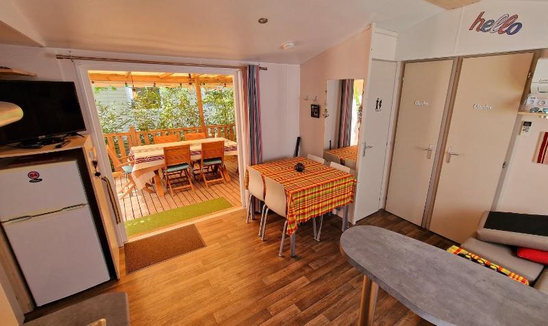 Mobil-home 3 chambres climatisé sur le domaine 4 étoiles Rivages des Landes