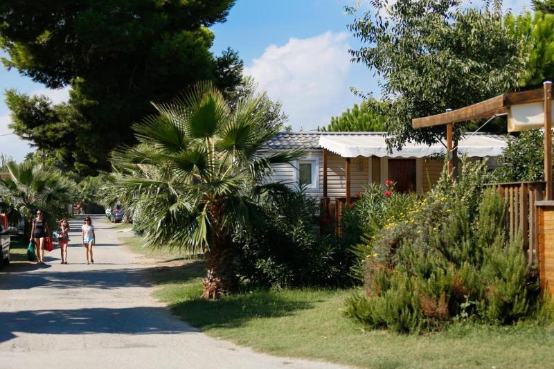 MOBIL-HOME 3CH 34 m2 à SAINT-CYPRIEN