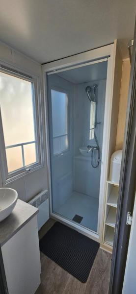Mobil home 4 pers ombragé climatisé camping Marvilla parc AGDE