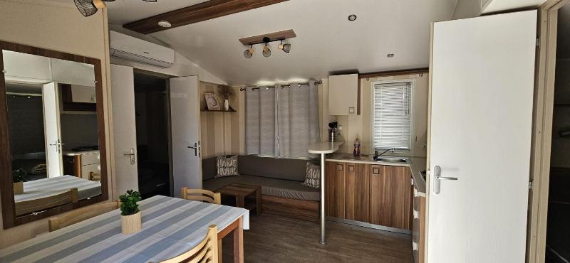 Mobil home 6 personnes confort Océan climatisé camping avec piscine Agde