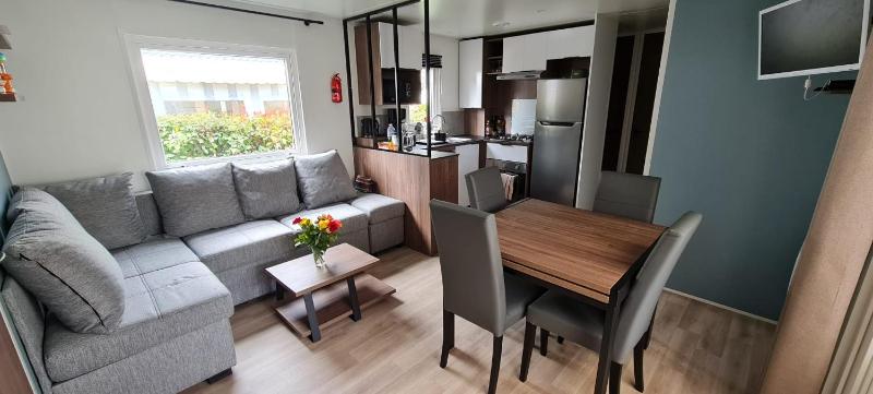 Mobil home 693 à la réserve 8 personnes avec terrasse couverte
