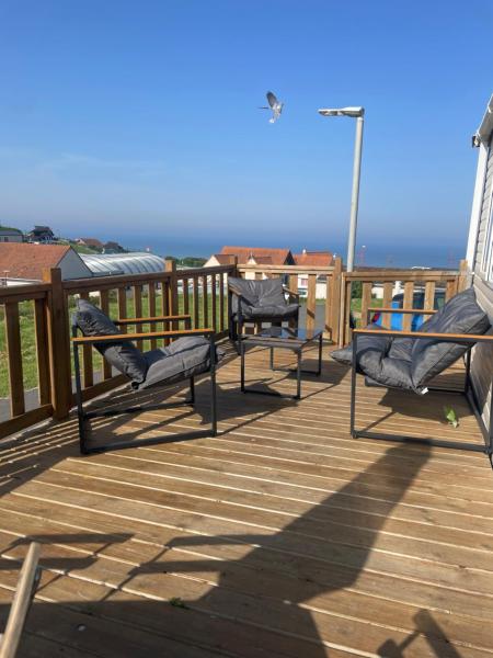 Mobil home au bord de la mer, vu sur la mer camping de la falaise à equihen plage